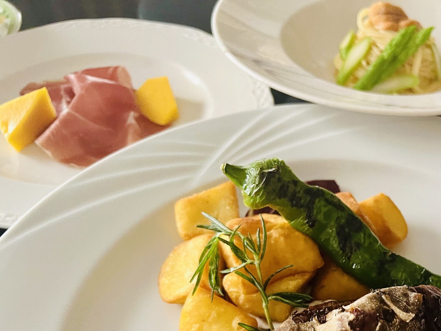 イタリア料理【夏の晩餐　限定プラン 】黒毛和牛フィレのビステッカ　サマートリュフソース　150g 16,500円 イメージ