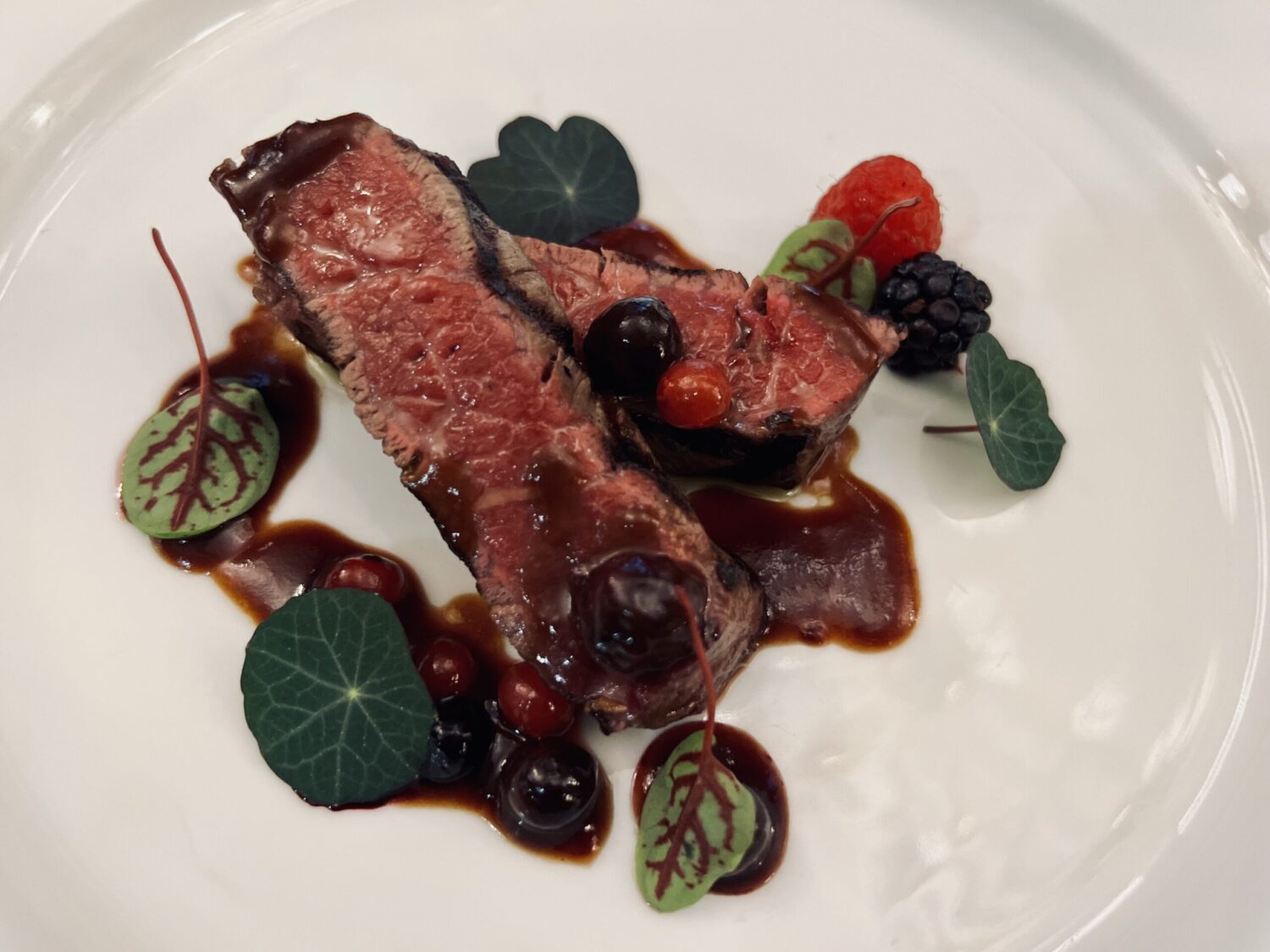 イタリア料理12/20(土)~12/25(木)期間限定【クリスマスコース S】鮑の香草蒸しや黒毛和牛など★乾杯のシャンパン付★33000円※個室利用可 イメージ